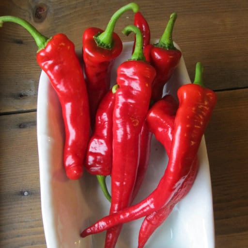 Long Hot Portuguese Pepper Seeds